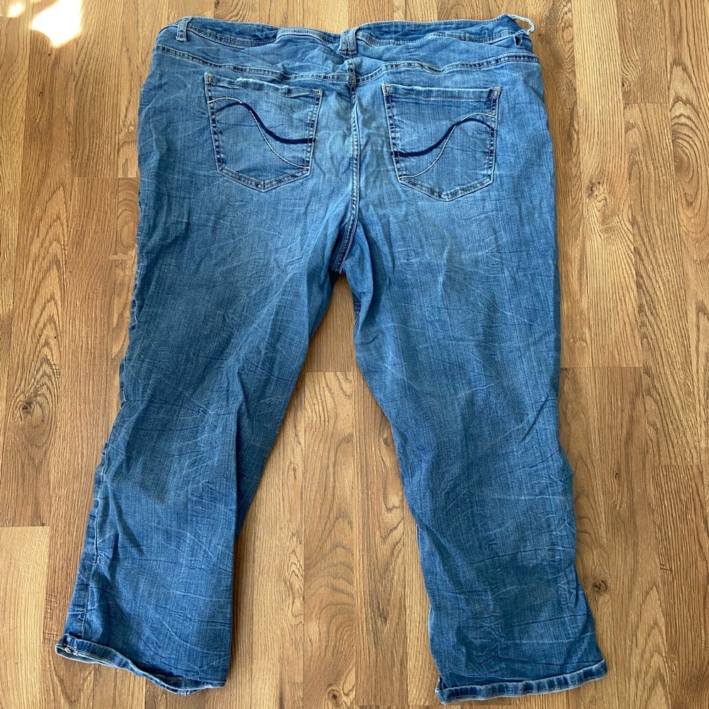 Plus Ripped Capris